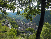 Premier regard sur Conques
